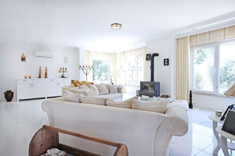 Alanya Kestel Mah.full Manzaralı Eşyalı Satılık 7+3 Villa - Görsel 4