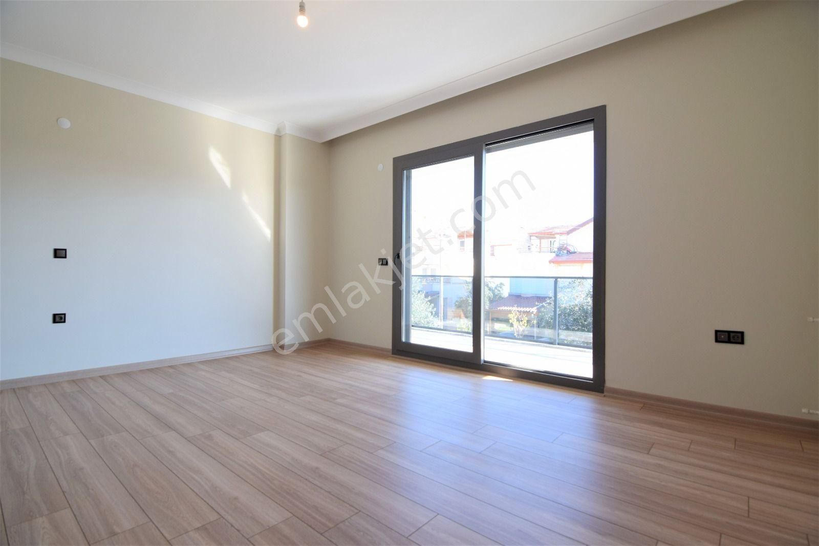 Gümüş'den Geniş Bahçe Kullanımlı Ultra Lüks Tek Başına 4+1 Villa - Görsel 35