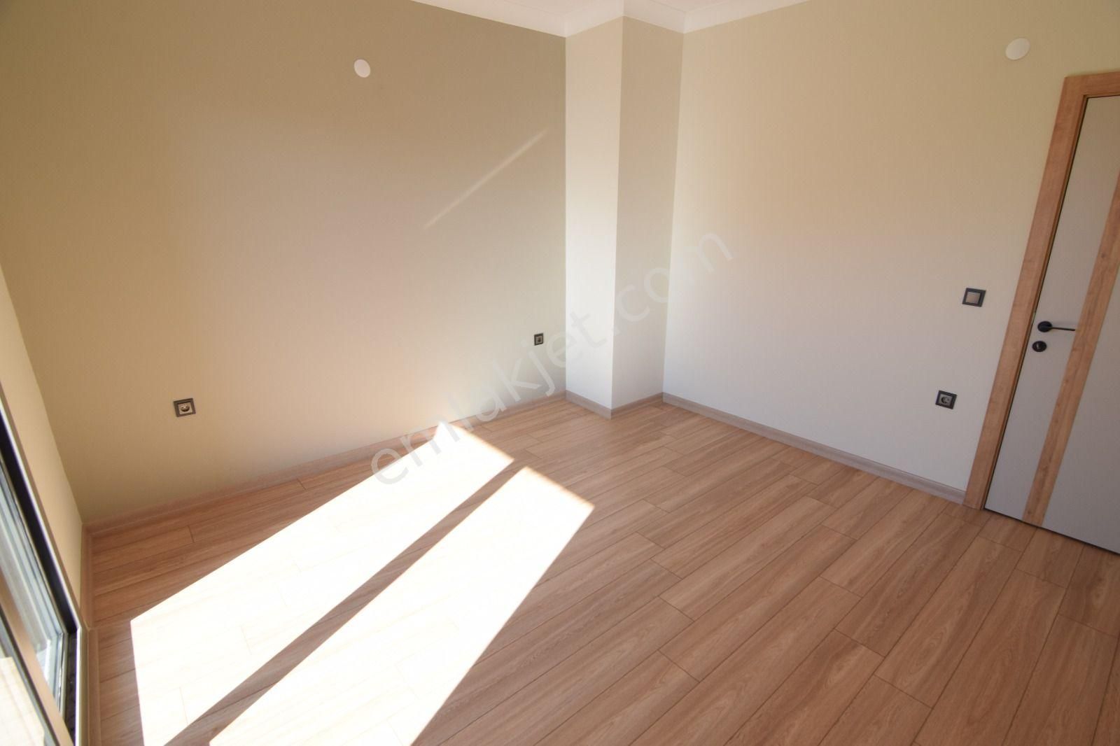 Gümüş'den Geniş Bahçe Kullanımlı Ultra Lüks Tek Başına 4+1 Villa - Görsel 24