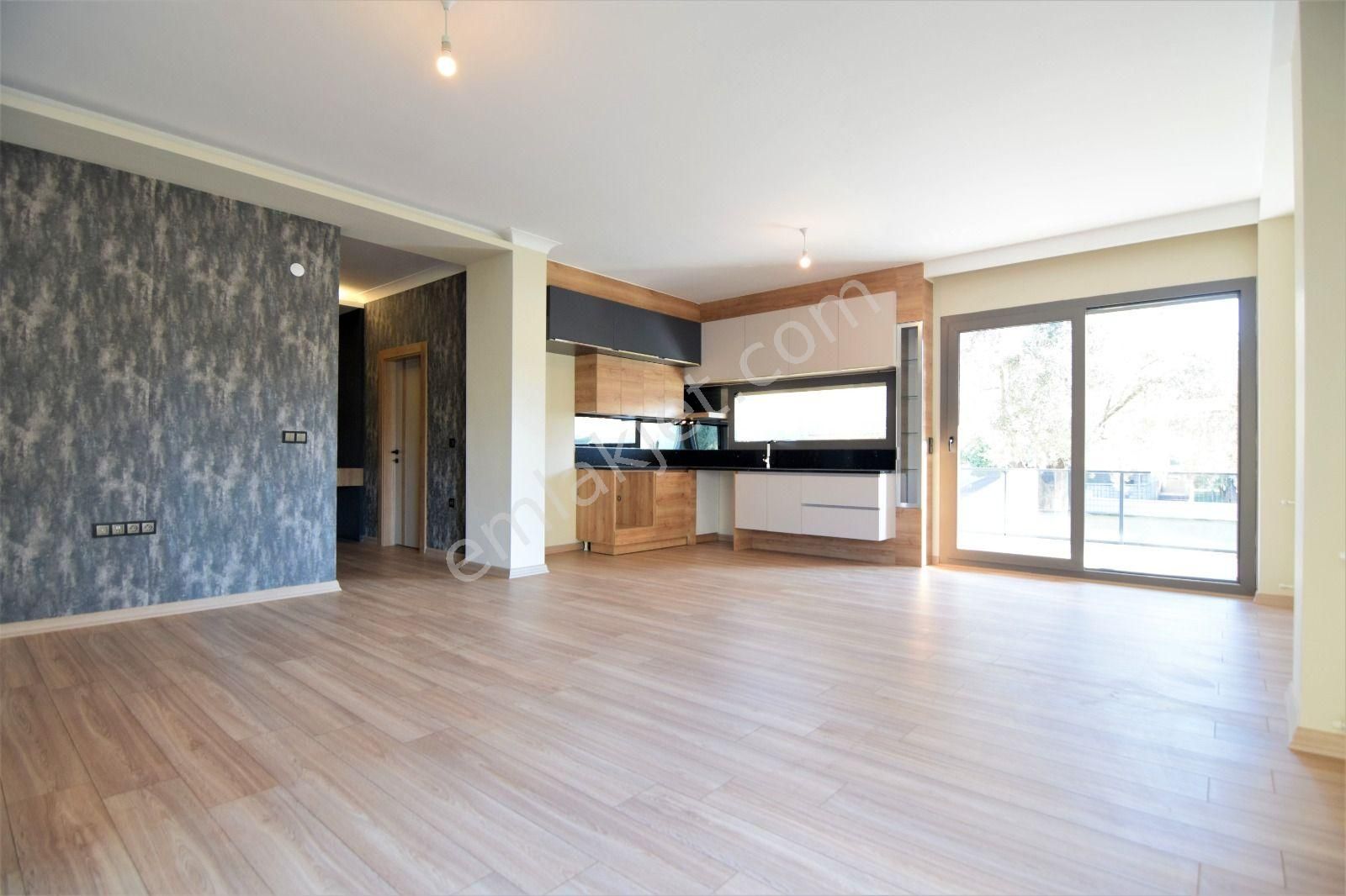 Gümüş'den Geniş Bahçe Kullanımlı Ultra Lüks Tek Başına 4+1 Villa - Görsel 10