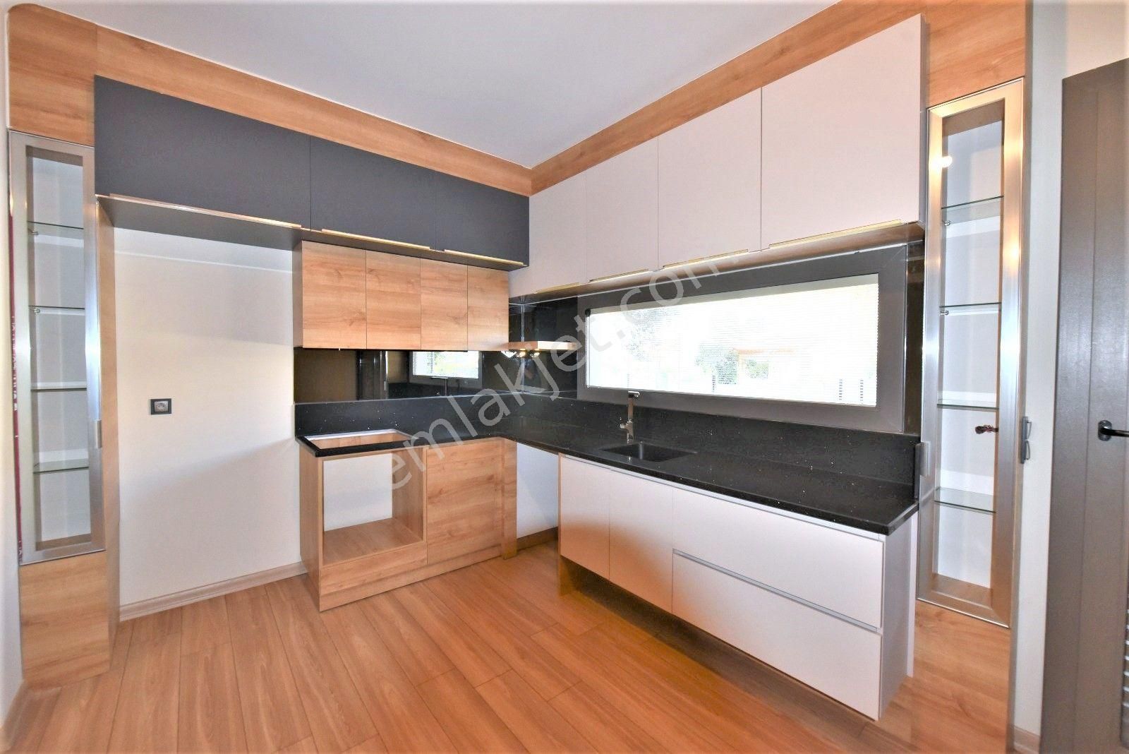 Gümüş'den Geniş Bahçe Kullanımlı Ultra Lüks Tek Başına 4+1 Villa - Görsel 5