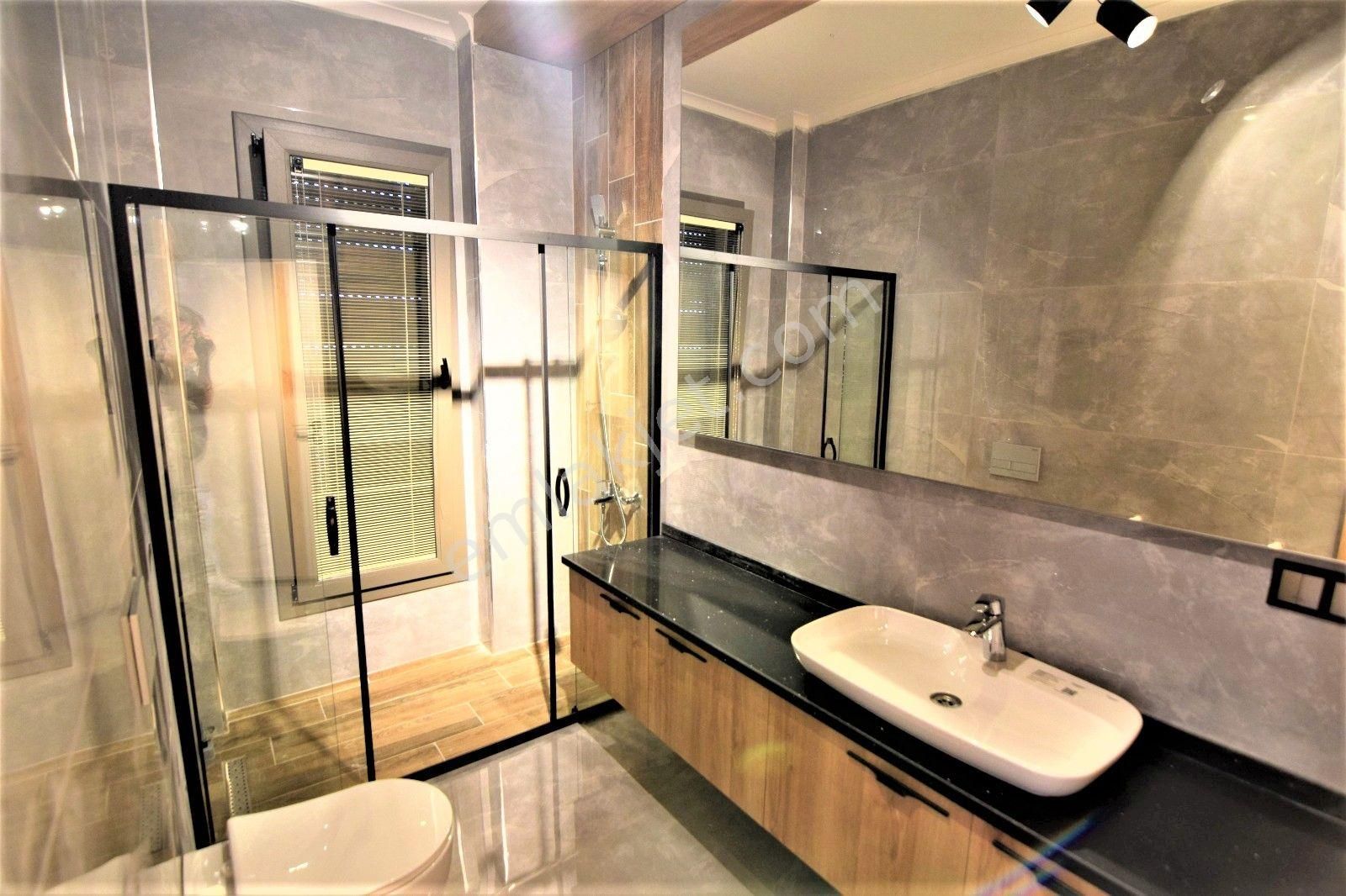 Gümüş'den Geniş Bahçe Kullanımlı Ultra Lüks Tek Başına 4+1 Villa - Görsel 27