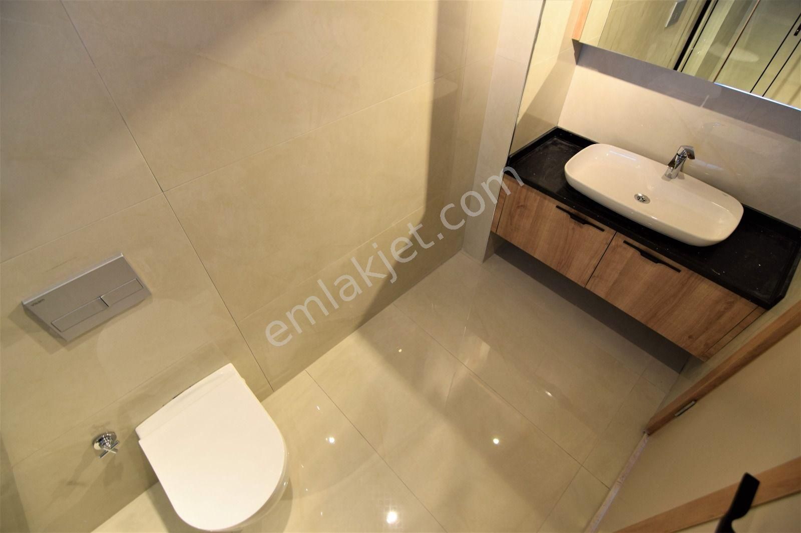 Gümüş'den Geniş Bahçe Kullanımlı Ultra Lüks Tek Başına 4+1 Villa - Görsel 32