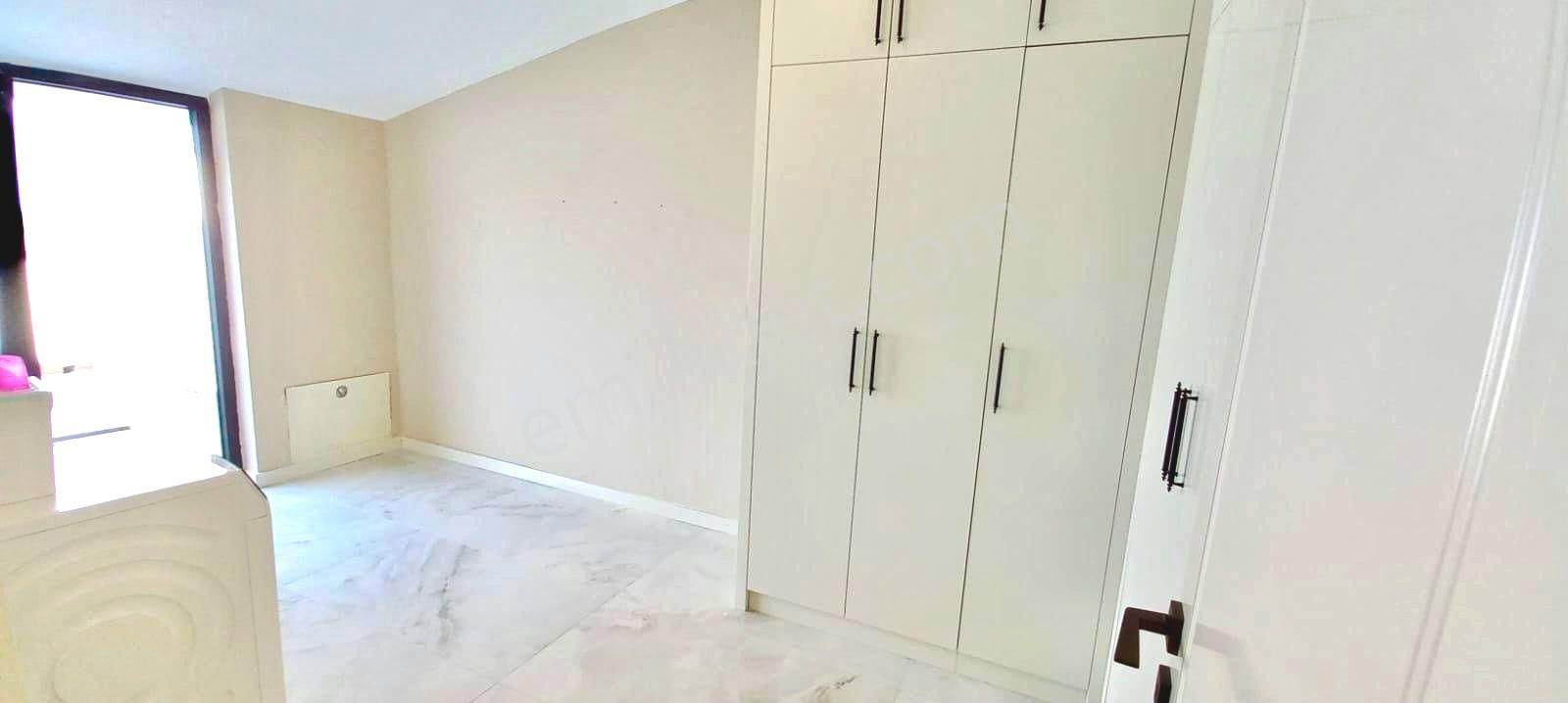 Antalya Döşemealtı Altınkalede Güvenlikli Sitede Yerden Isıtmalı Özel Yapılmış 4+1 Satılık Villa - Görsel 21
