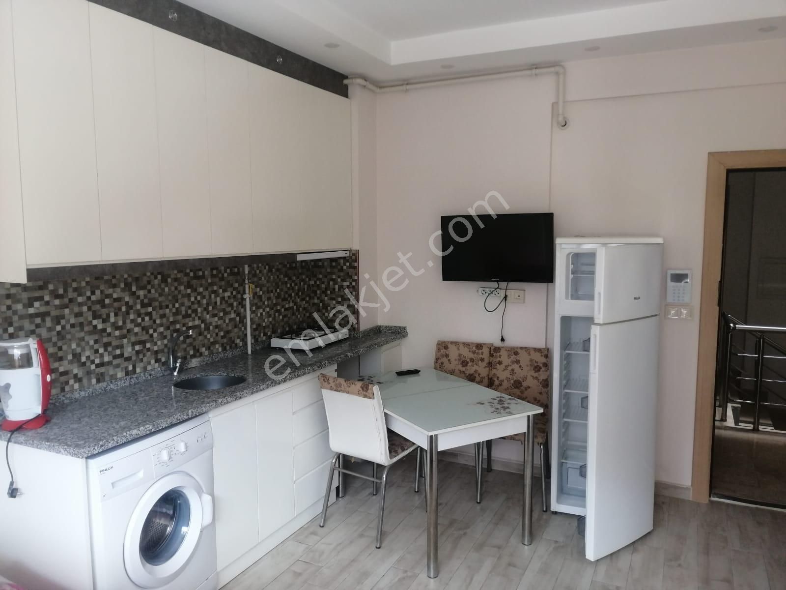 Pamukkale Bağbaşı Kiralık Daire Bağbaşı Yeni Yol Altı 1+1 Full Eşyalı Apart