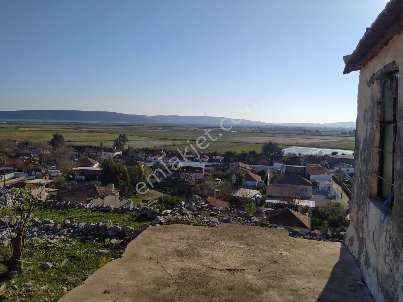 Serçin Köyü Söke De Satılık Eski Ev Ve Arsası - Görsel 2