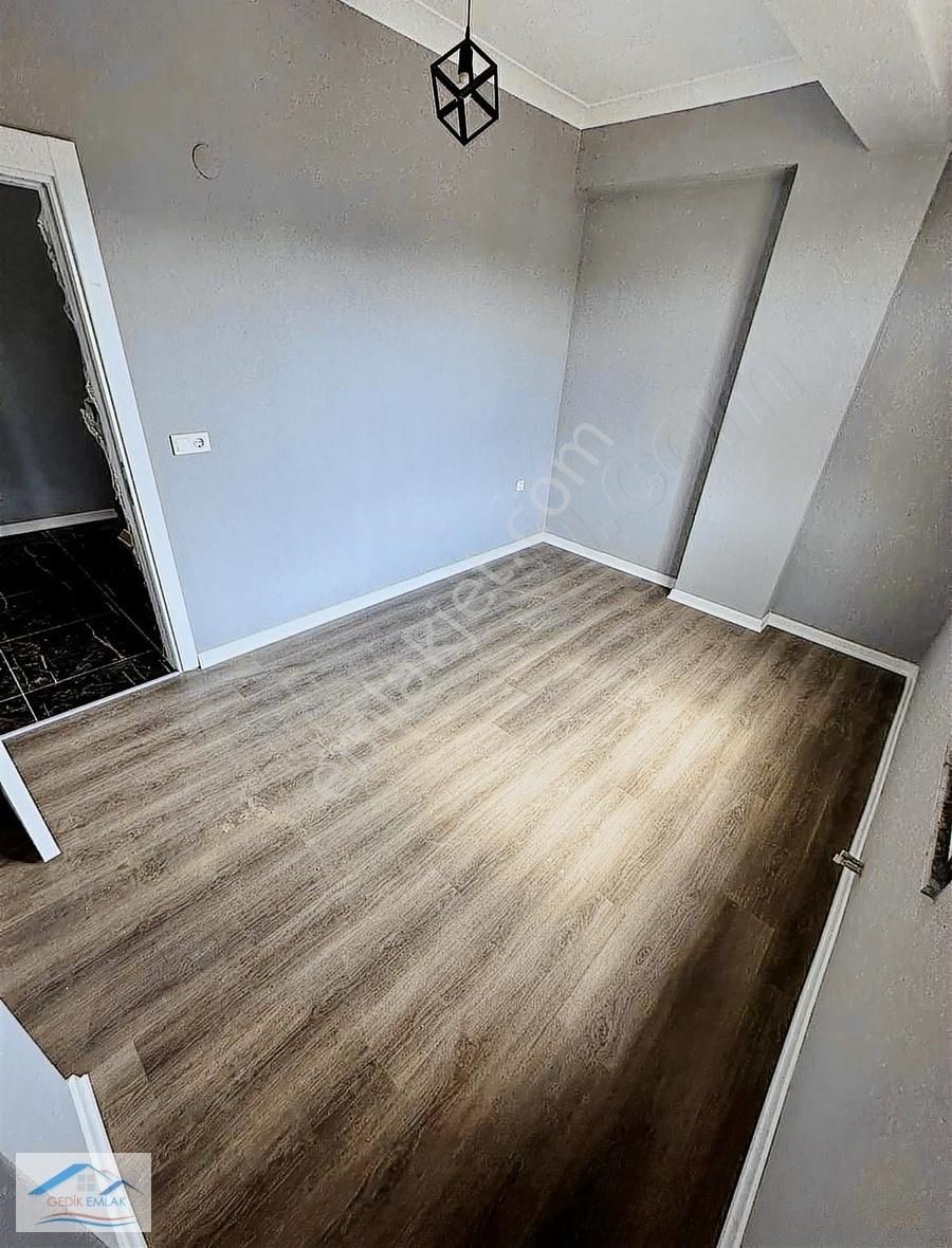 https://imaj.emlakjet.com/listing/13049627/603724BDEEF2EAAF2A6F2C2FBACEA99013049627.jpg