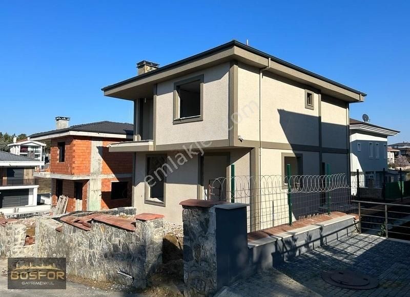 Şile Balibey Satılık Villa Şile Balibey Satılık Villa - 4+2 - Deniz Manzaralı