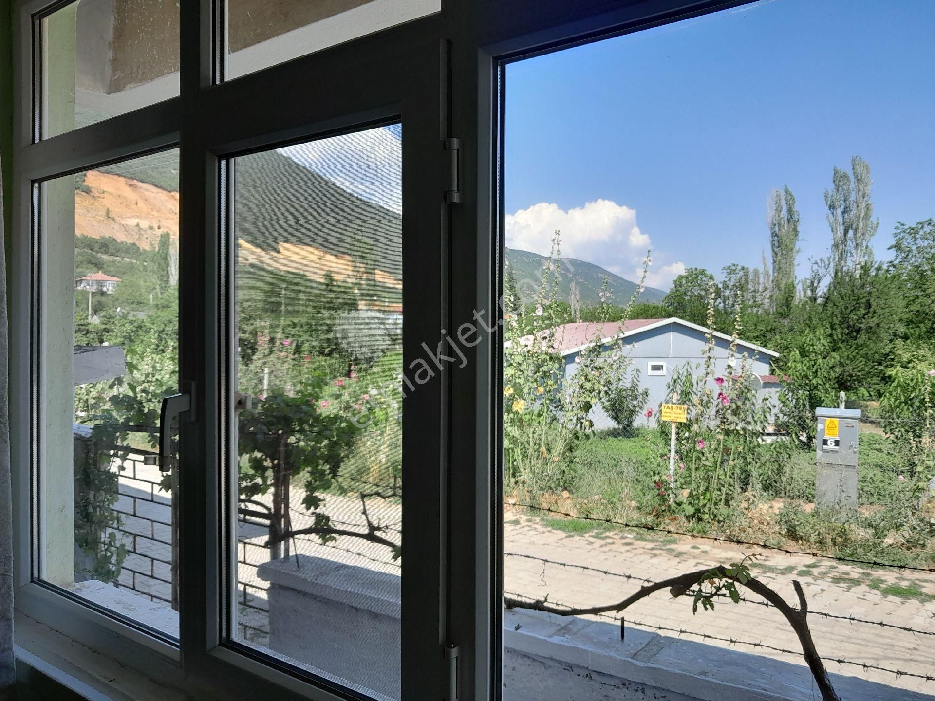 Sahibinden Büyük Bahçeli Müstakil Ev - Görsel 31