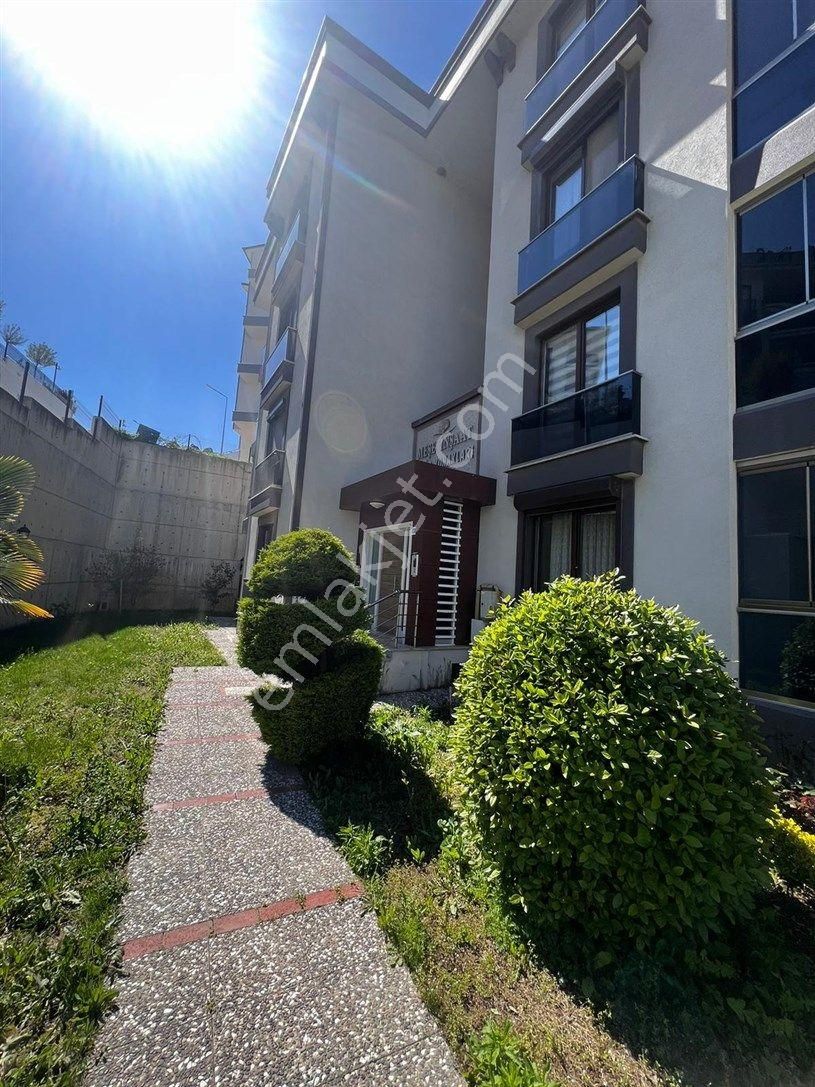 Mudanya Halitpaşa Satılık Daire Mudanya'da Satılık Deniz Manzaralı 6+1 Dublex Daire