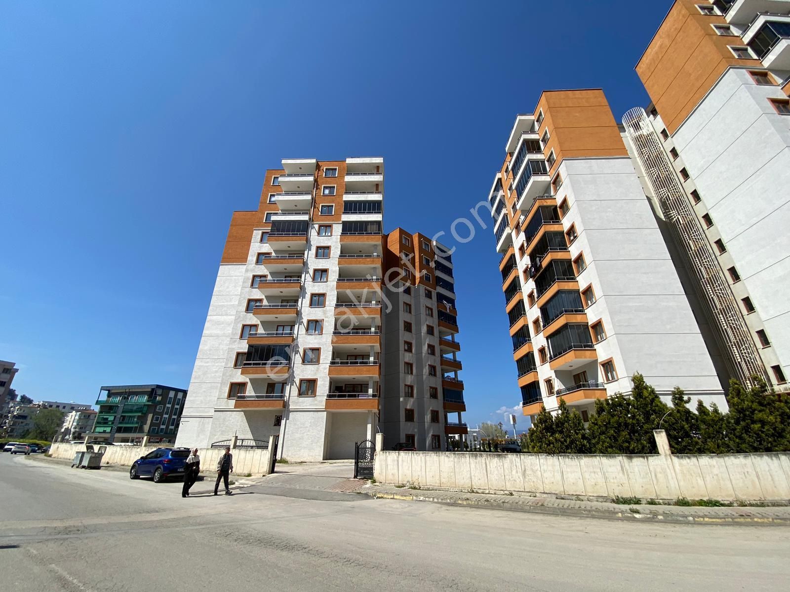 Mudanya Güzelyalı Siteler Satılık Daire Tırpann Gayrimenkulden Mudanya Siteler Mahallesinde 3+1 Full Deniz Manzaralı Ara Kat Satılık Daire