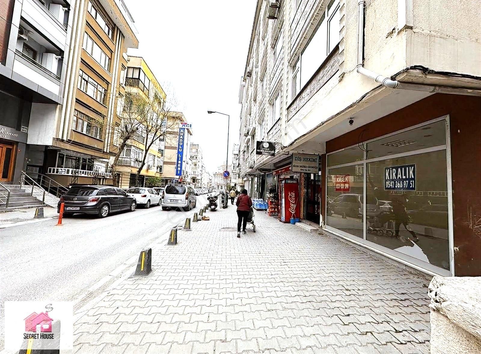 Bakırköy Cevizlik Kiralık Dükkan & Mağaza Secret House'dan Kırmızı Şebboy Sk Üzeri Dükkan