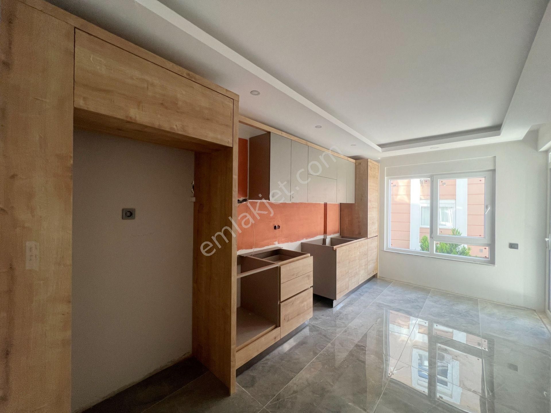 Muratpaşa Meydankavağı Satılık Daire  MEYDANKAVAĞINDA K.OTOPARKLI HAVUZLU 170 M² 3+1'LER