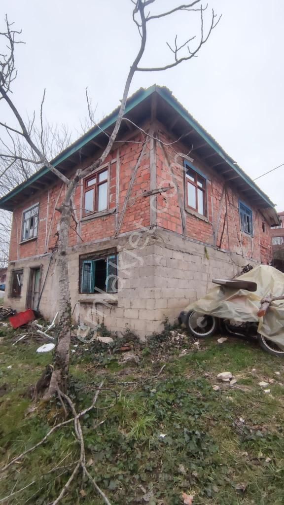 Bilgin Emlak Satılık Müstakil Ev 2 Katlı 3+1 120m2 500 M Bahçe Dahil - Görsel 4