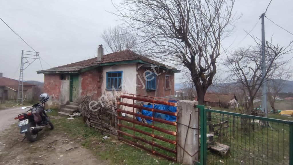 Bilgin Emlak Satılık Müstakil Ev 2 Katlı 3+1 120m2 500 M Bahçe Dahil - Görsel 7