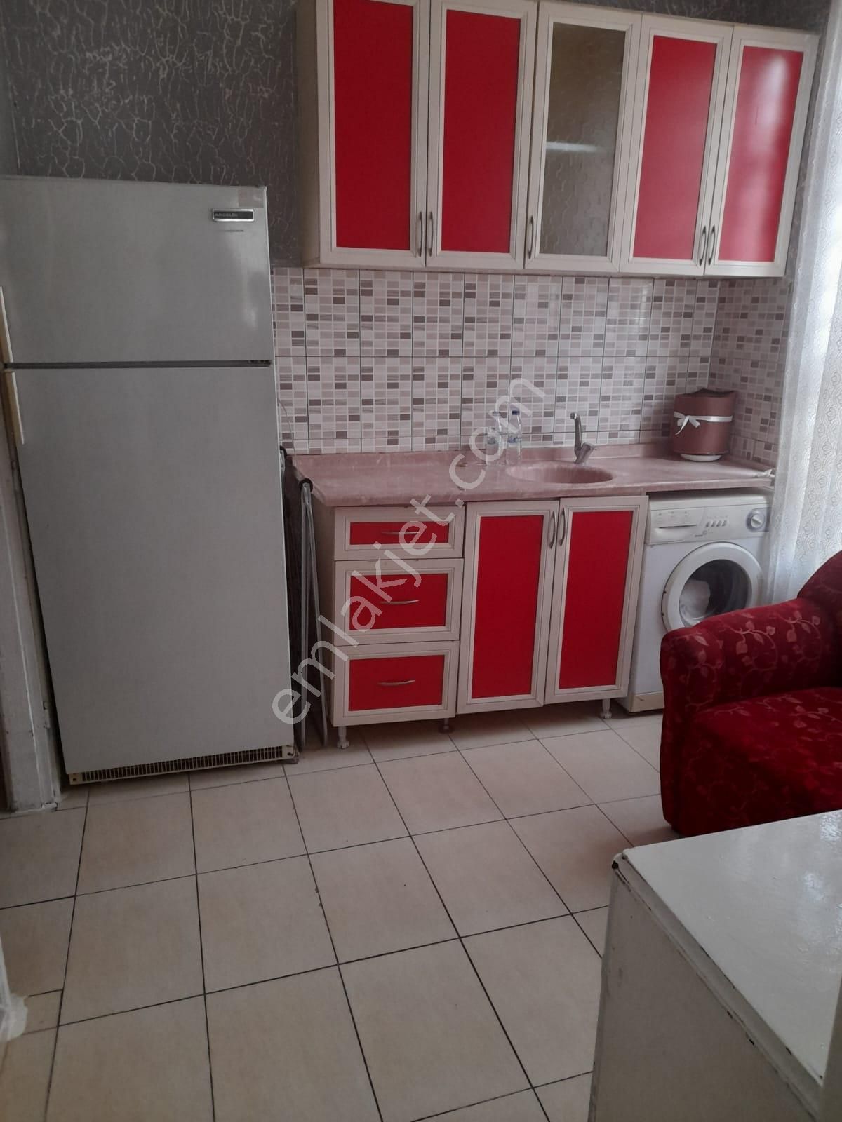 Alanya Şekerhane Kiralık Daire Alanya Merkezde Çarşıda 1+1 Eşyalı Kiralık Daire