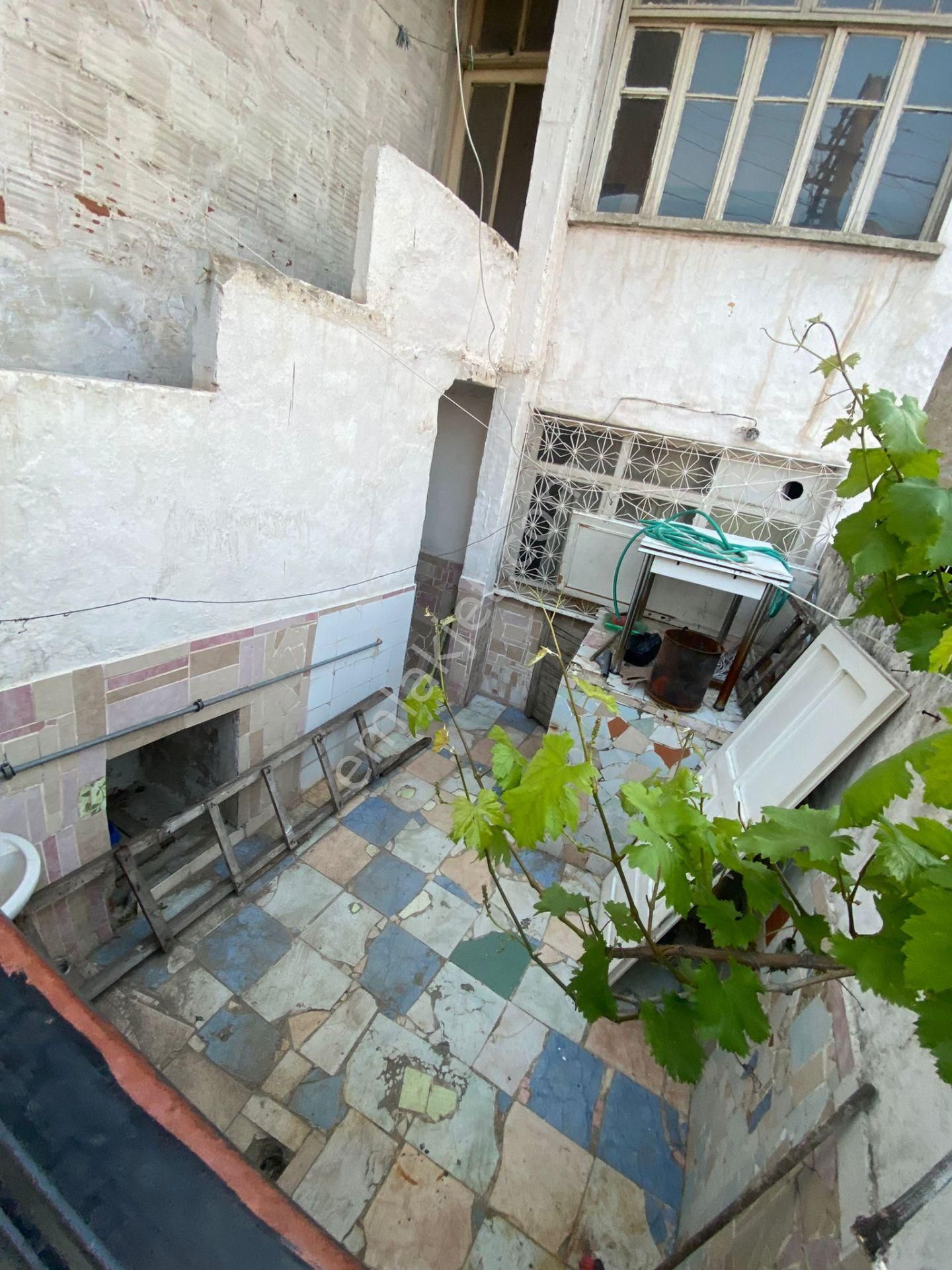 Acil Konak Gültepe 26 Ağustos Mah.de 5 Daire 1 Dükkanlı Komple Satılık Müstakil Bina - Görsel 15