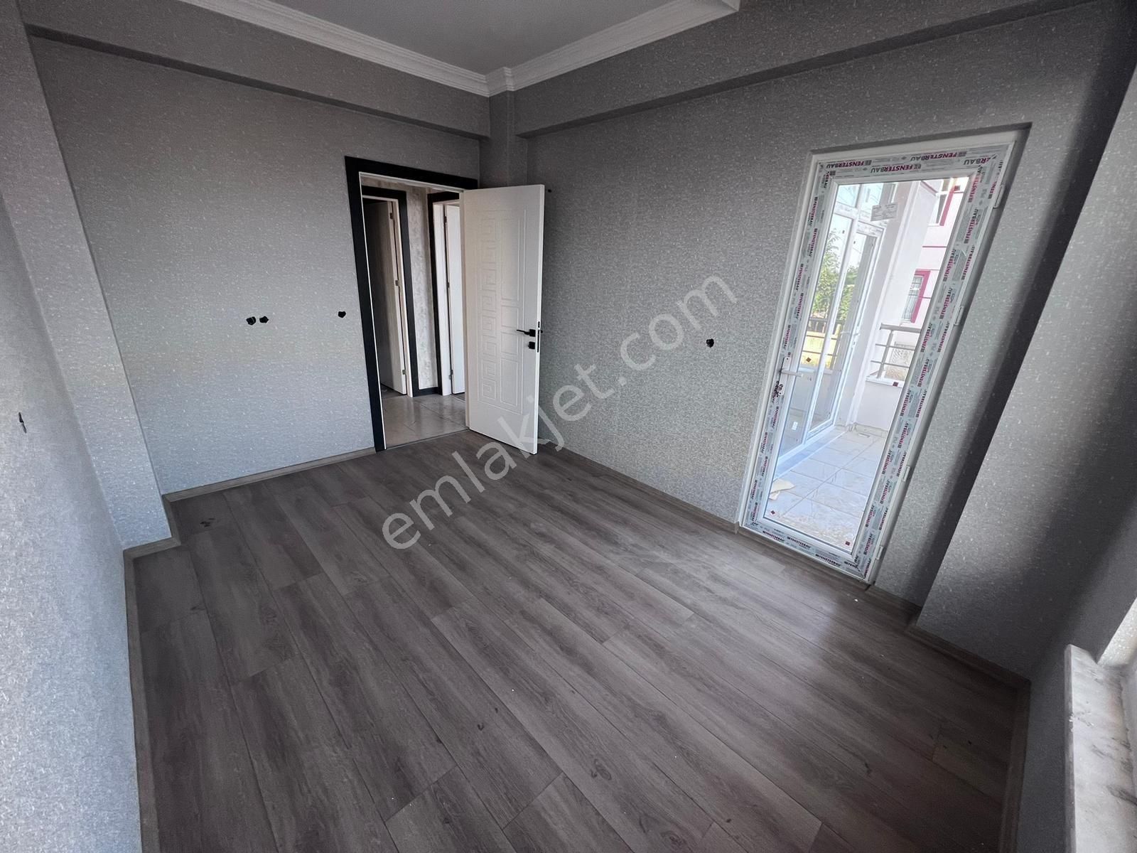 https://imaj.emlakjet.com/listing/13159279/76509C986BE27A0E4BB2DD74145F2DF213159279.jpeg