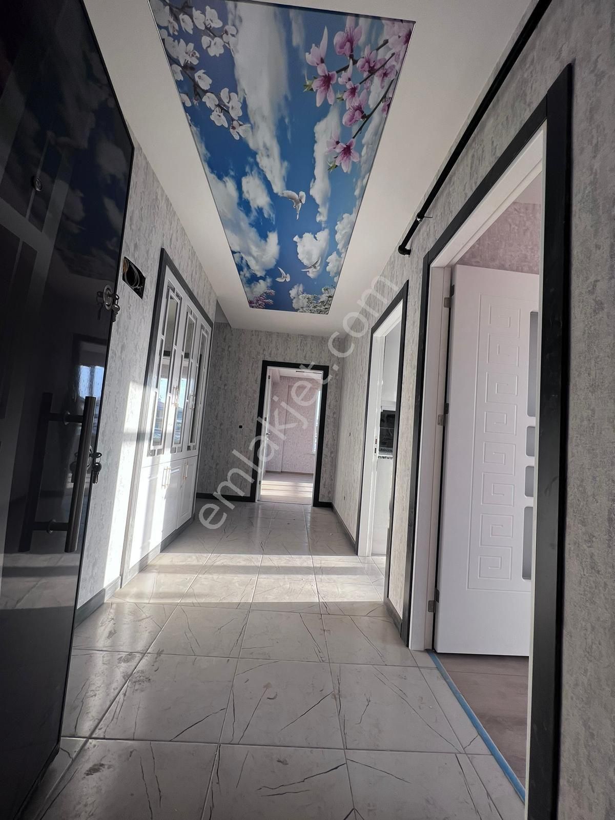 https://imaj.emlakjet.com/listing/13159279/BF1D0FF2C49898F16041AB478780CDD213159279.jpeg