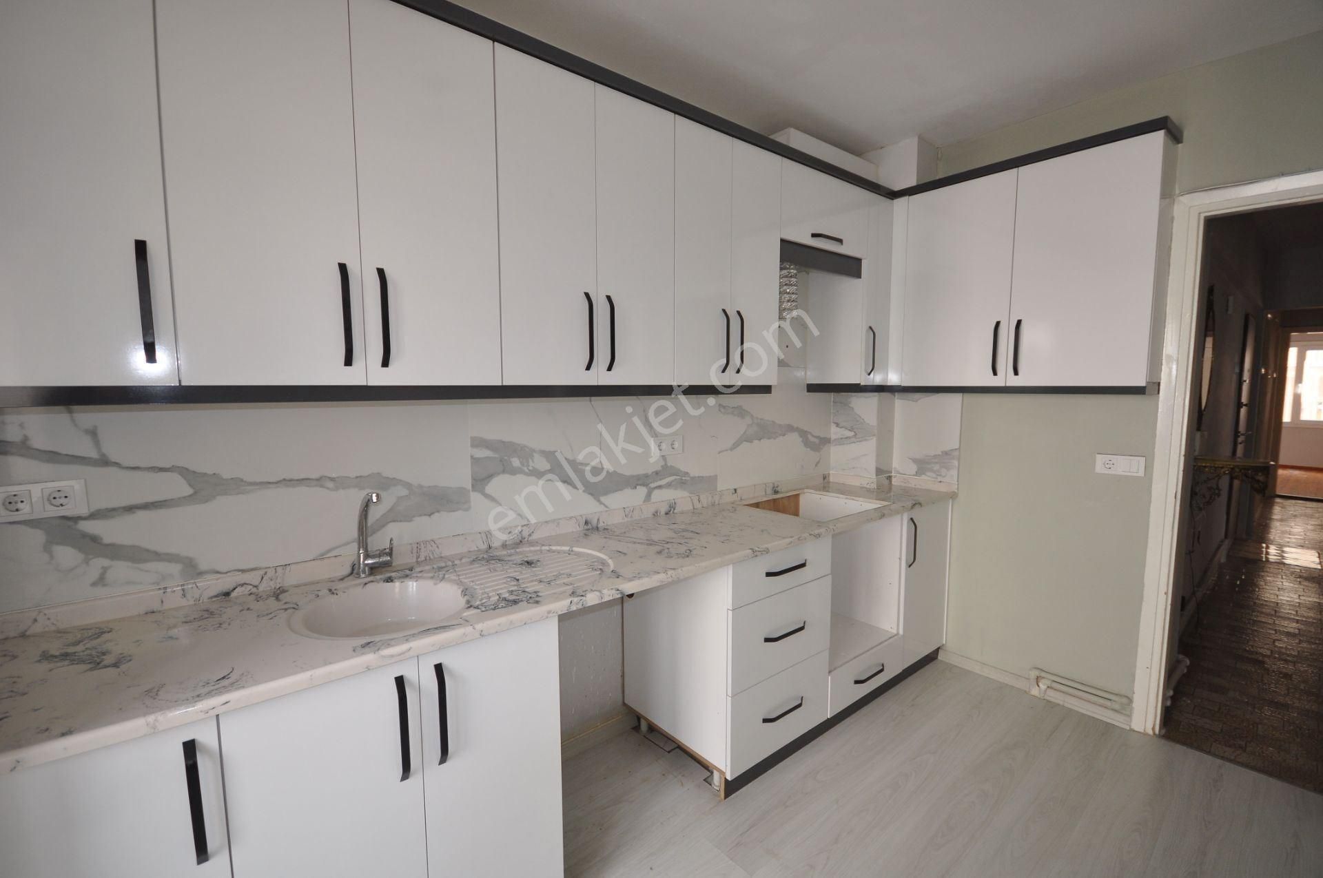 Söke Konak Mh. Kiralık 3+1 Daire - Görsel 2