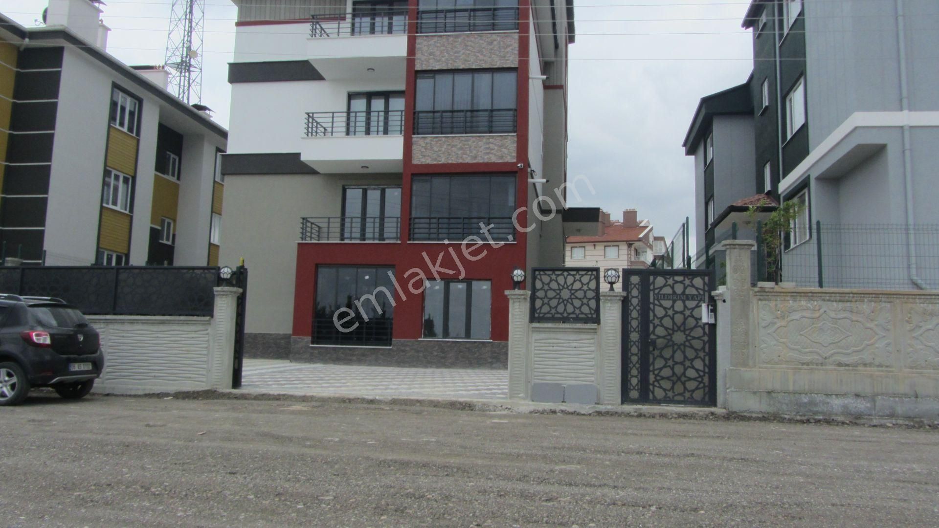 Selçuklu Parsana Satılık Daire  SATILIK DAİRE KAREMEMLAKDAN PARSANA MAH SELÇUKLU KONYA