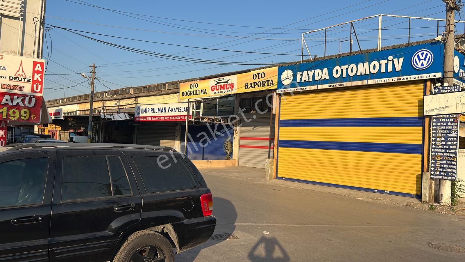 İzmir Bornova 2.sanayi Sitesinde 100 M2 İşlek Konumda Dükkan