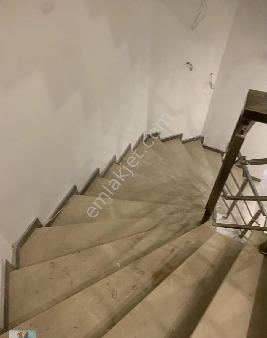 Tiamo'dan Sıfır Binada 2+1 75m 1kat Kombili Ankastre Mutfaklı Otoparklı Yatırım Amaçli Kiracili - Görsel 2