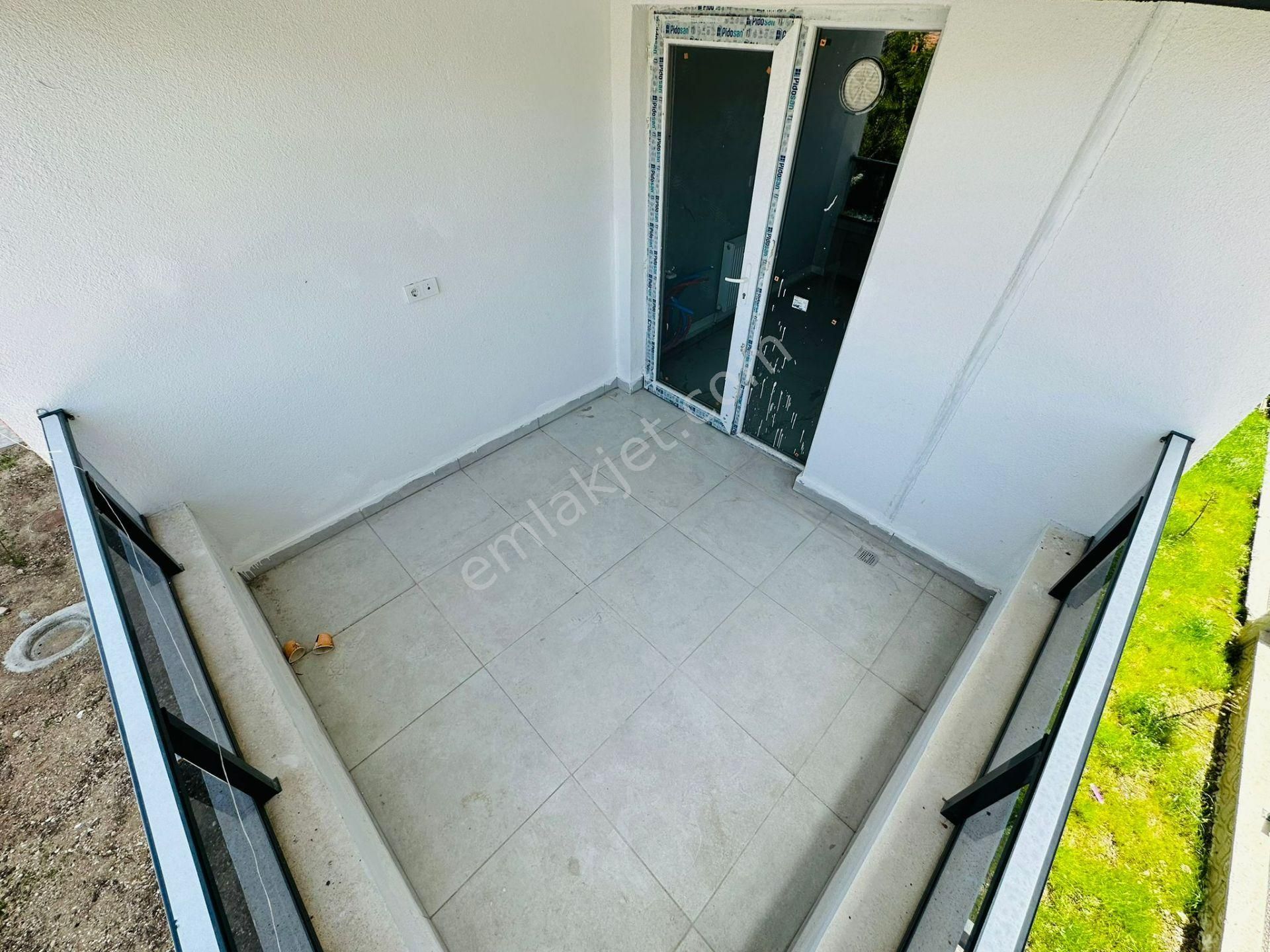 https://imaj.emlakjet.com/listing/13231539/BC8CF2A744A9B087DE12309B5ADA167E13231539.jpeg
