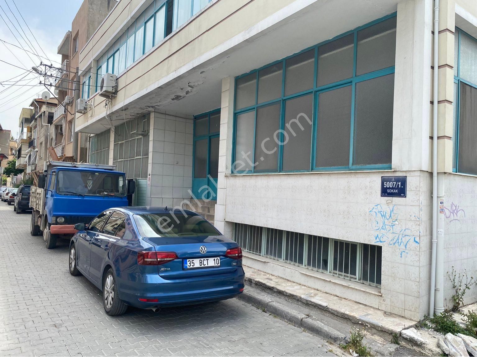 Bornova Çınar Kiralık Depo Stadyum Metroya 500 Mmesafede Depo