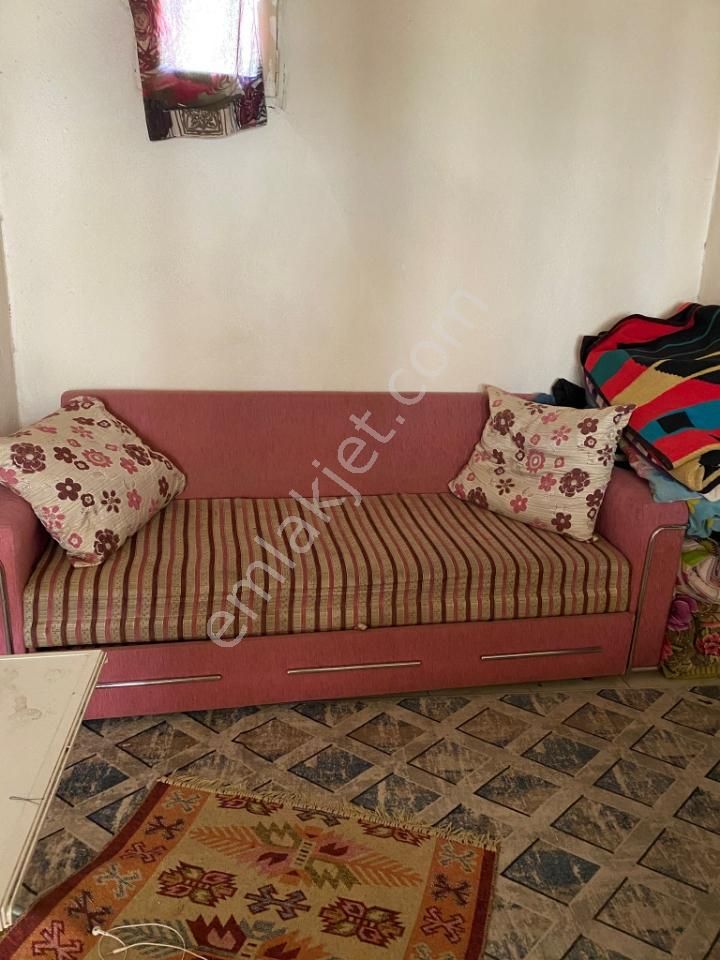 Aysu Konuttan Ailenin Yaşadığı 2+1 Mustakıl , Masrafsız Mustakıl Teraslı Yer Ev - Görsel 17