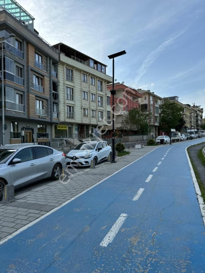 Öğrenciye Uygun Metro Durağına 8 Dk Yürüme Mesafesinde Kiralık Teras Katı - Görsel 9