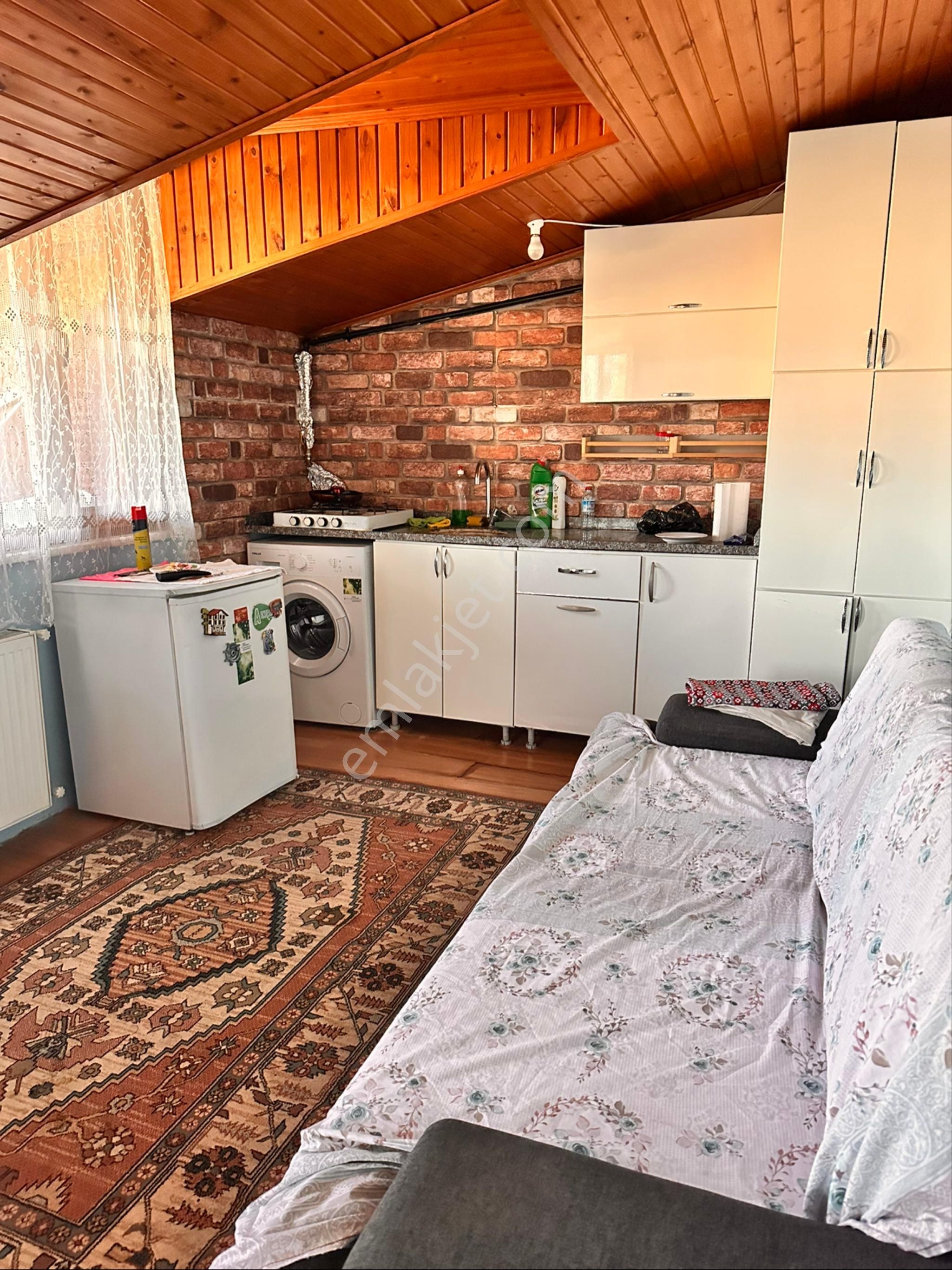 Öğrenciye Uygun Metro Durağına 8 Dk Yürüme Mesafesinde Kiralık Teras Katı - Görsel 22