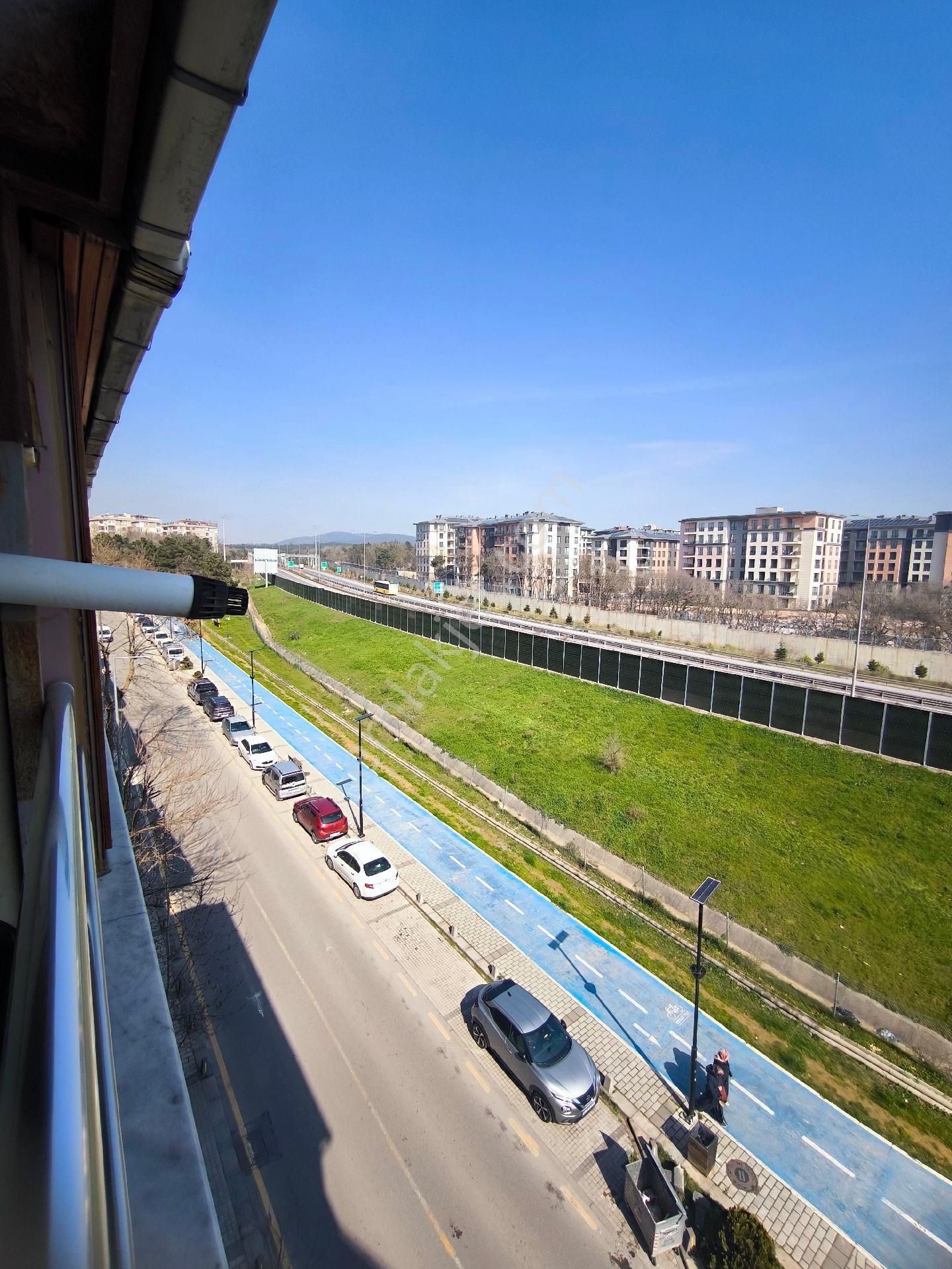 Öğrenciye Uygun Metro Durağına 8 Dk Yürüme Mesafesinde Kiralık Teras Katı - Görsel 30