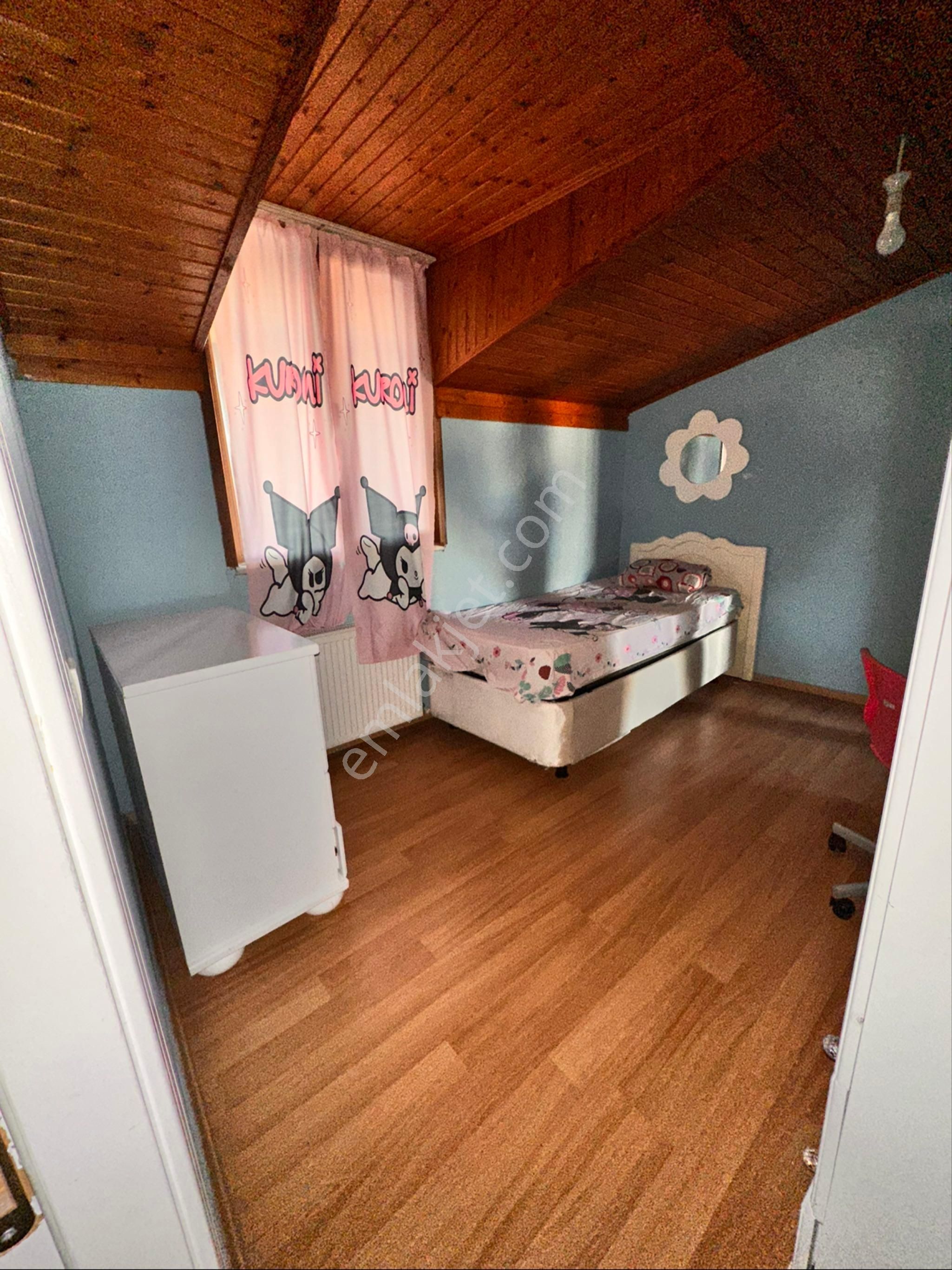 Öğrenciye Uygun Metro Durağına 8 Dk Yürüme Mesafesinde Kiralık Teras Katı - Görsel 27