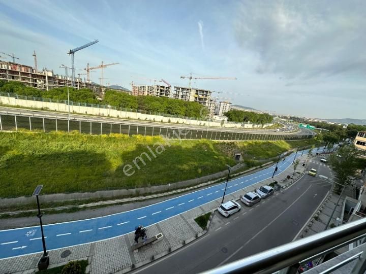 Öğrenciye Uygun Metro Durağına 8 Dk Yürüme Mesafesinde Kiralık Teras Katı - Görsel 7