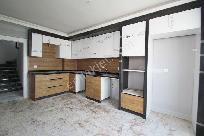 https://imaj.emlakjet.com/listing/13242148/085650C92C6D01E4A66ECA298DF7697D13093993.JPG