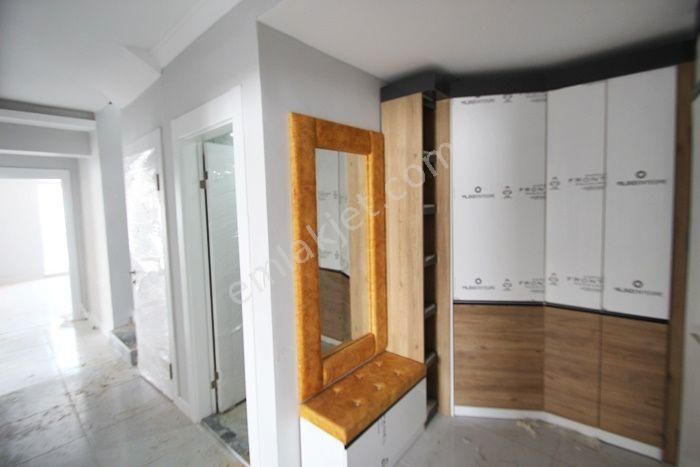 https://imaj.emlakjet.com/listing/13242148/600612B7FE8BCF8B0404D1EC8DD2A90D13093993.JPG