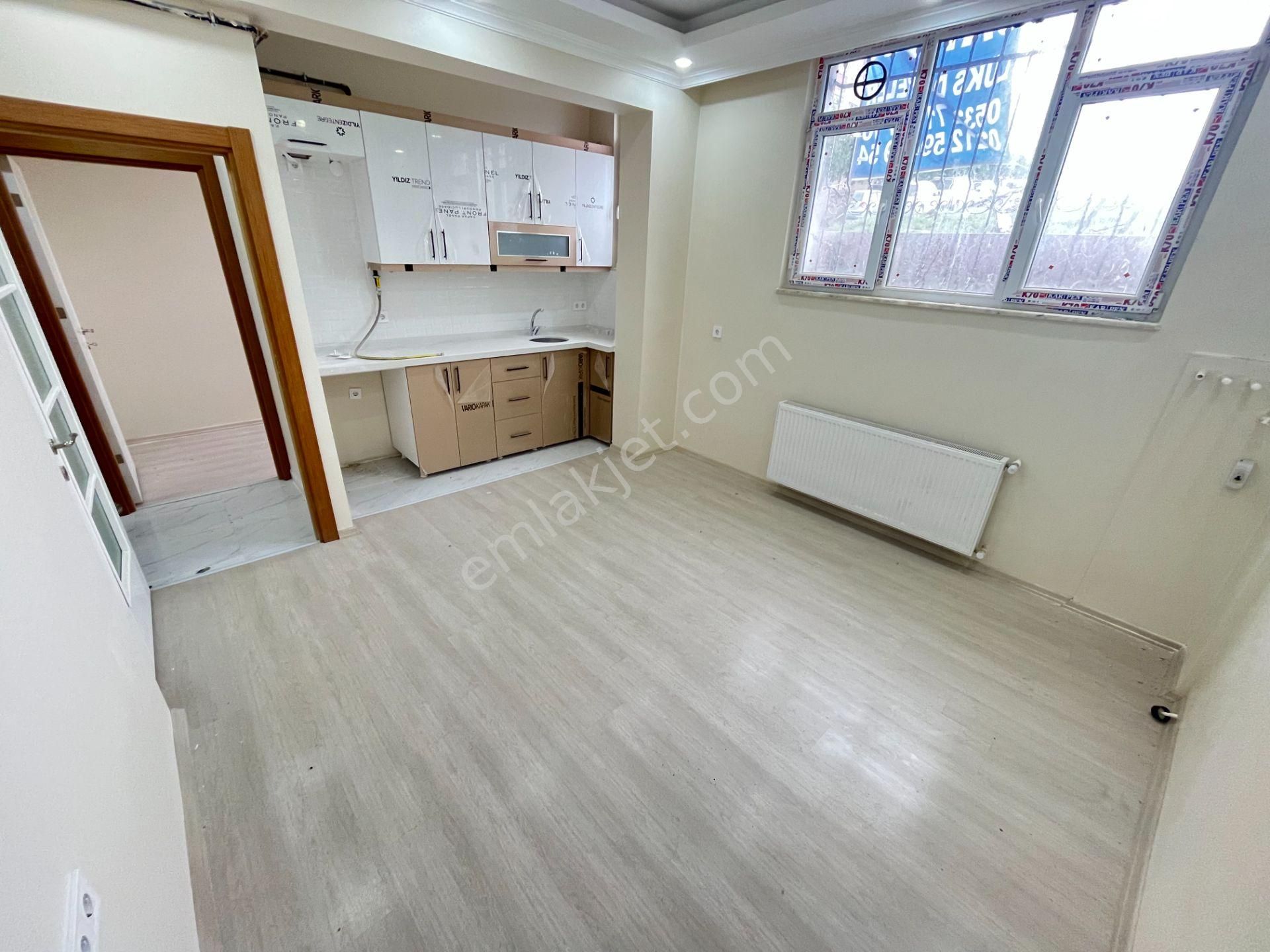 https://imaj.emlakjet.com/listing/13247384/9BB459554C56B1A2B12B75095812734213247384.JPG