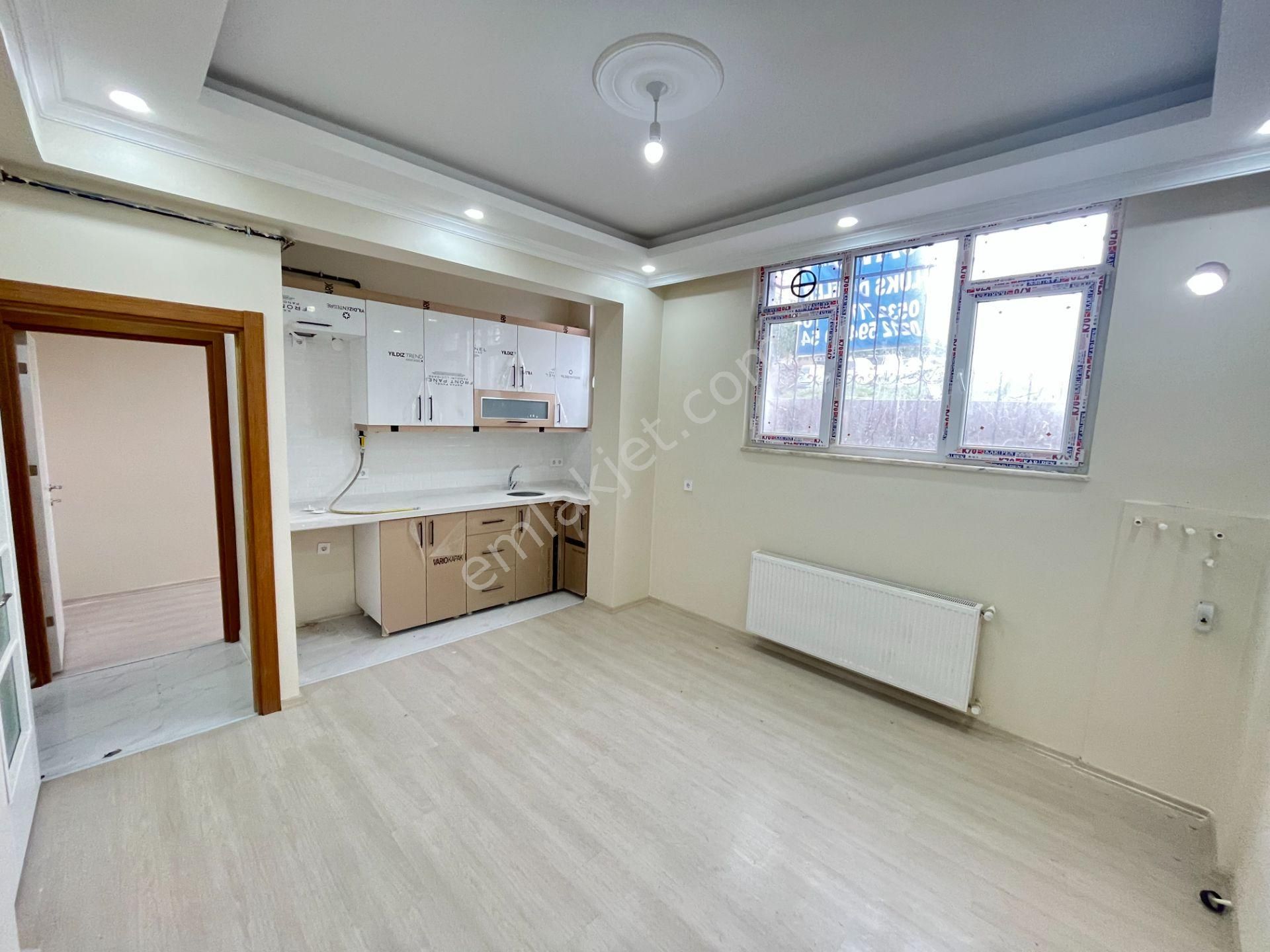 https://imaj.emlakjet.com/listing/13247384/AC4C0BE2F2C0A737F8CD79EFFEFDD7A713247384.JPG