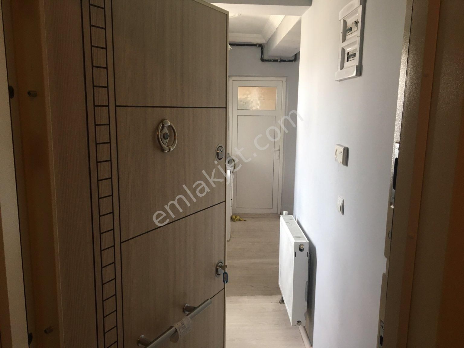 Uşak Merkez Köme Satılık Daire UŞAK MERKEZ KÖME MAHALLESİNDE SATILIK 2+1 APART