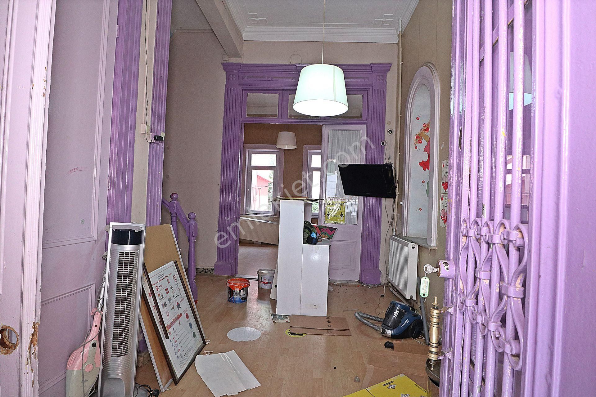 Göztepe Küçükyalıda Müstakil 4 Katlı Satılık Cumbalı Bina - Görsel 2