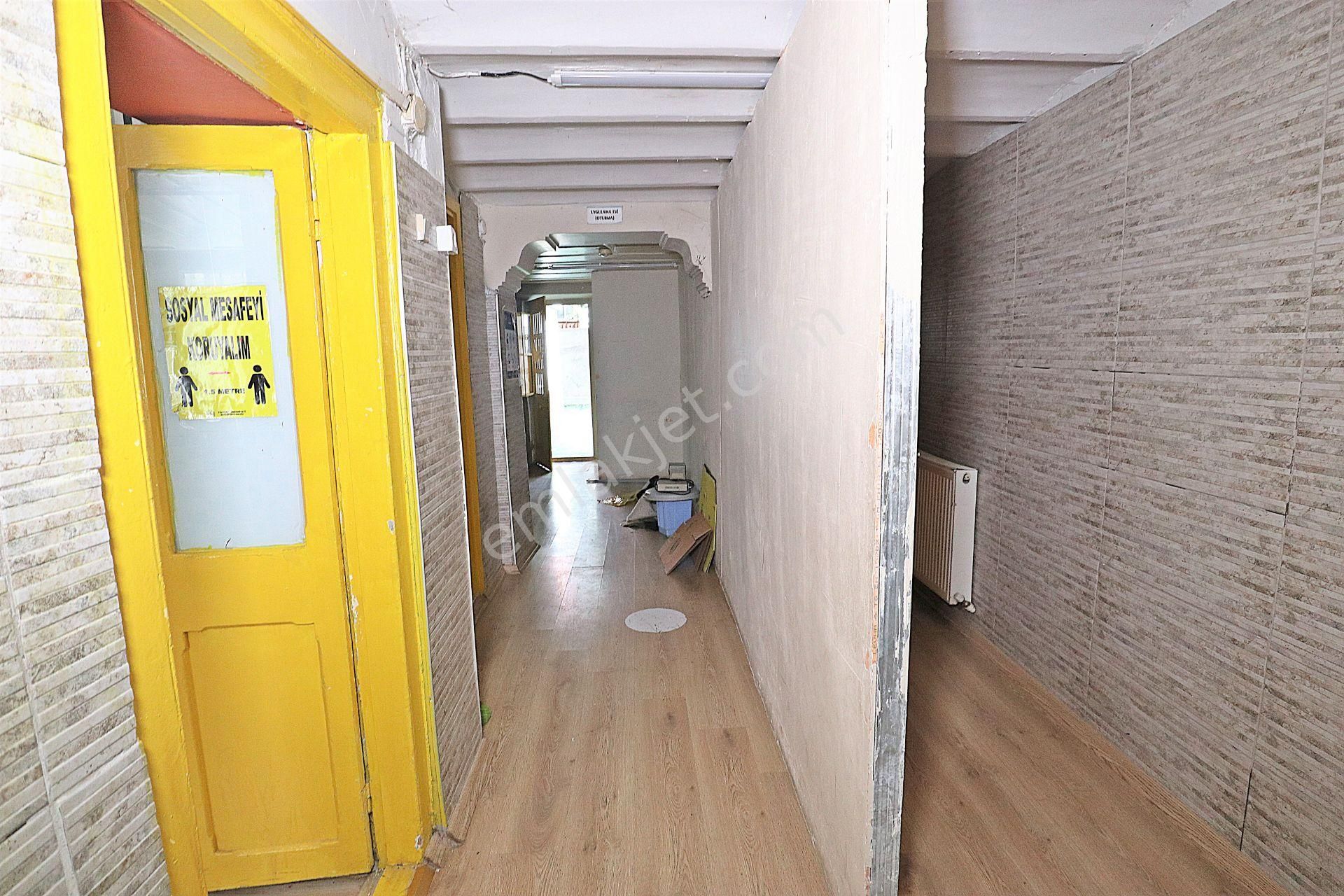 Göztepe Küçükyalıda Müstakil 4 Katlı Satılık Cumbalı Bina - Görsel 33