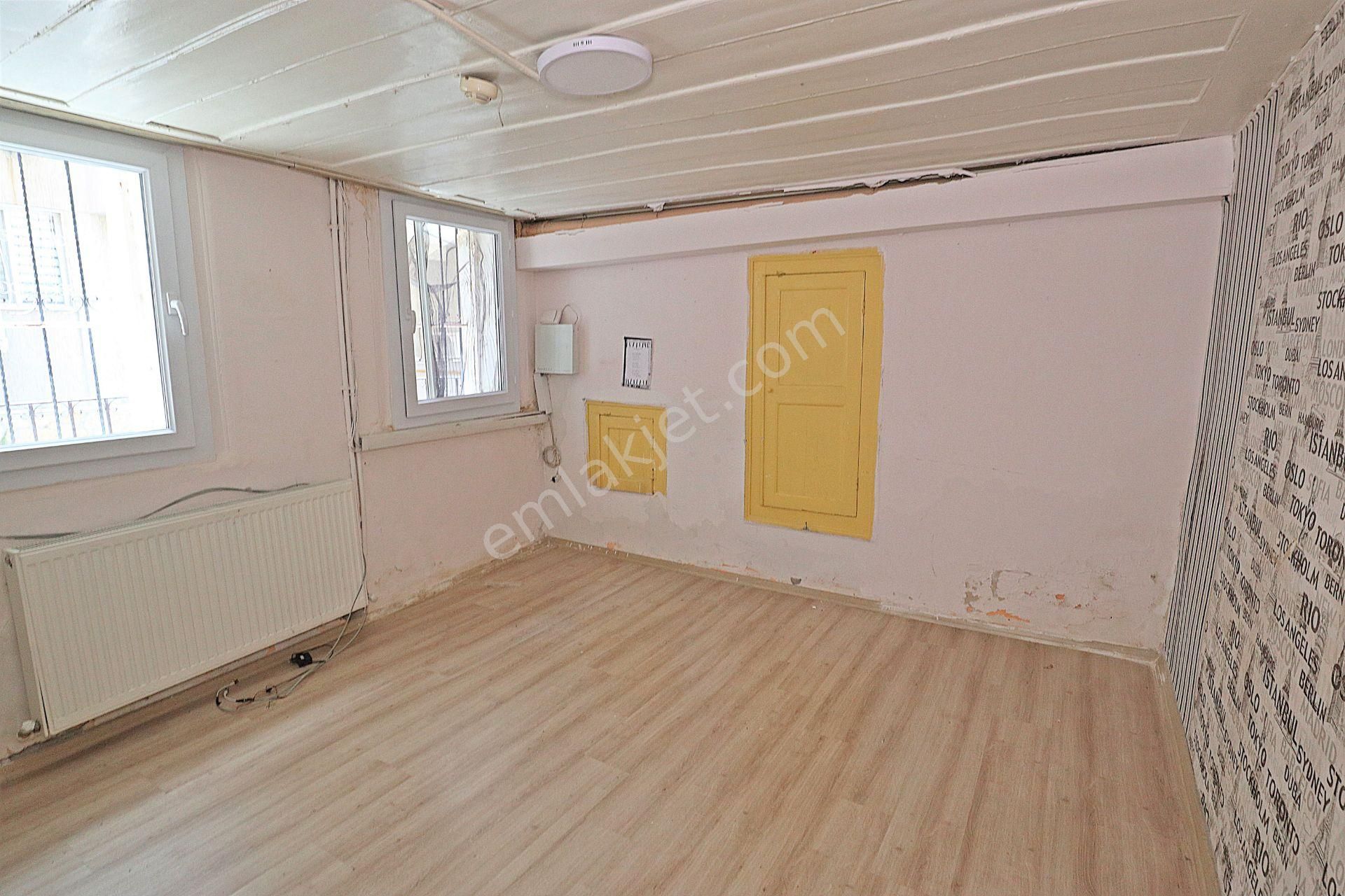 Göztepe Küçükyalıda Müstakil 4 Katlı Satılık Cumbalı Bina - Görsel 32