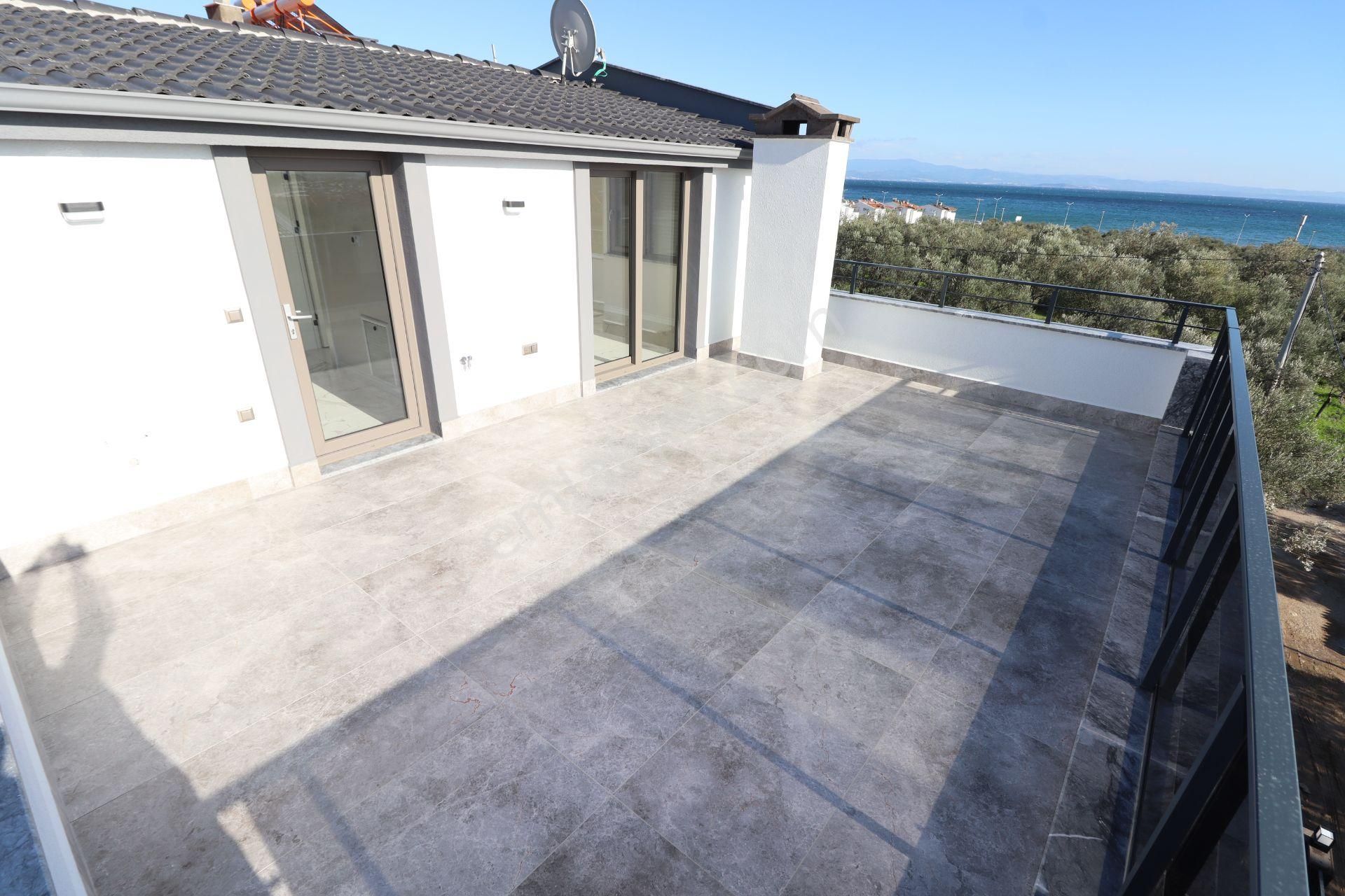 Altınoluk'ta Tek Başına Müstakil 5+1 Süper Lüks - Görsel 32