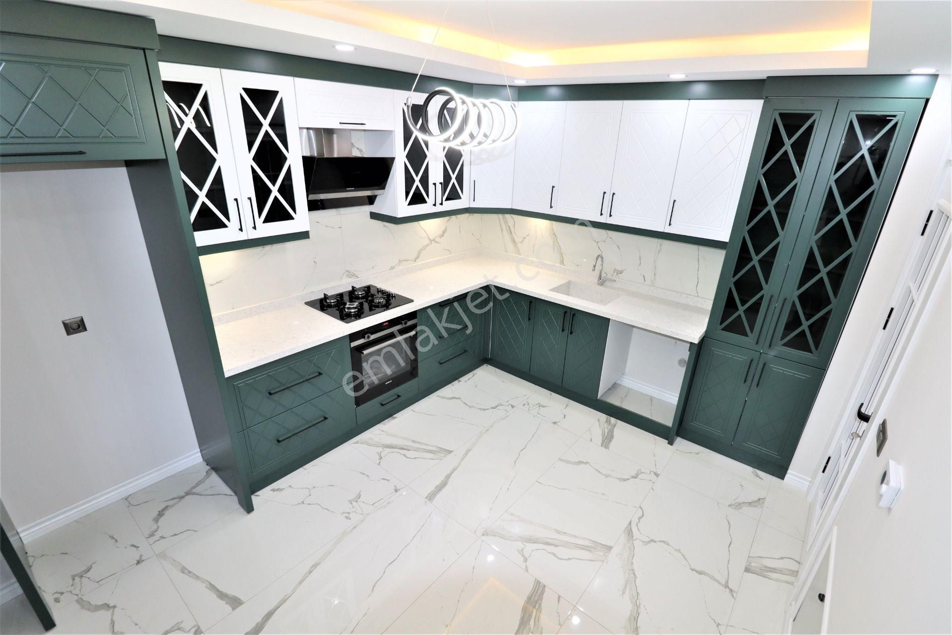 Altınoluk'ta Tek Başına Müstakil 5+1 Süper Lüks - Görsel 17