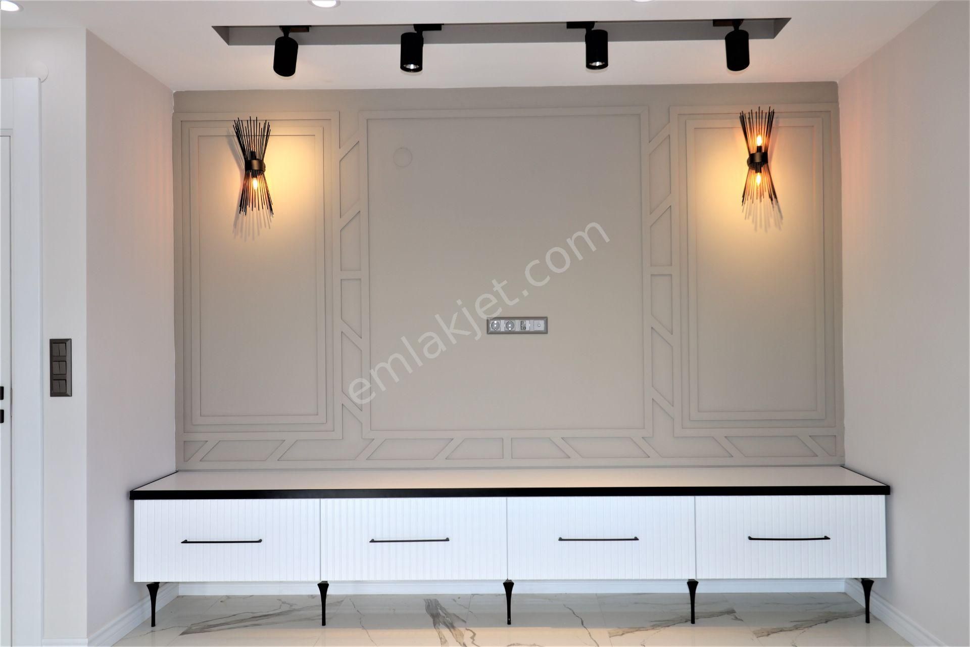 Altınoluk'ta Tek Başına Müstakil 5+1 Süper Lüks - Görsel 16