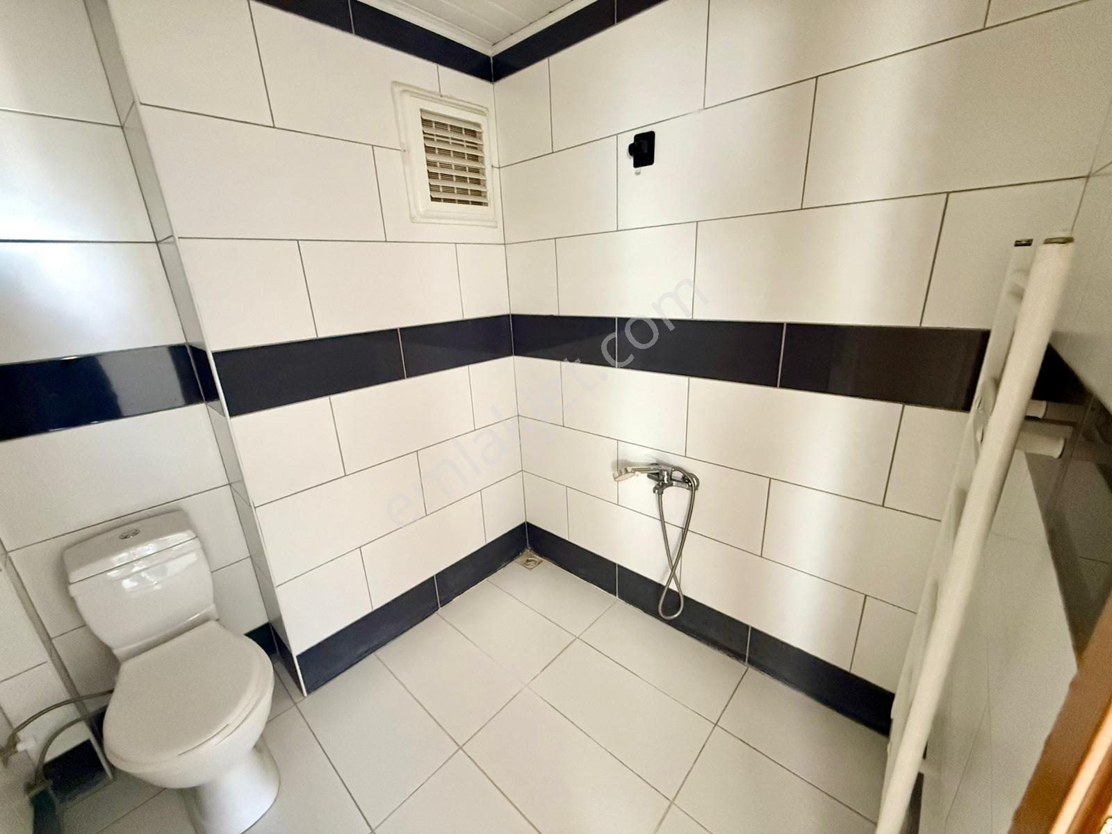 Kadın Doğum Hastanesi Civarı Kiralık 3+1 Daire - Görsel 11
