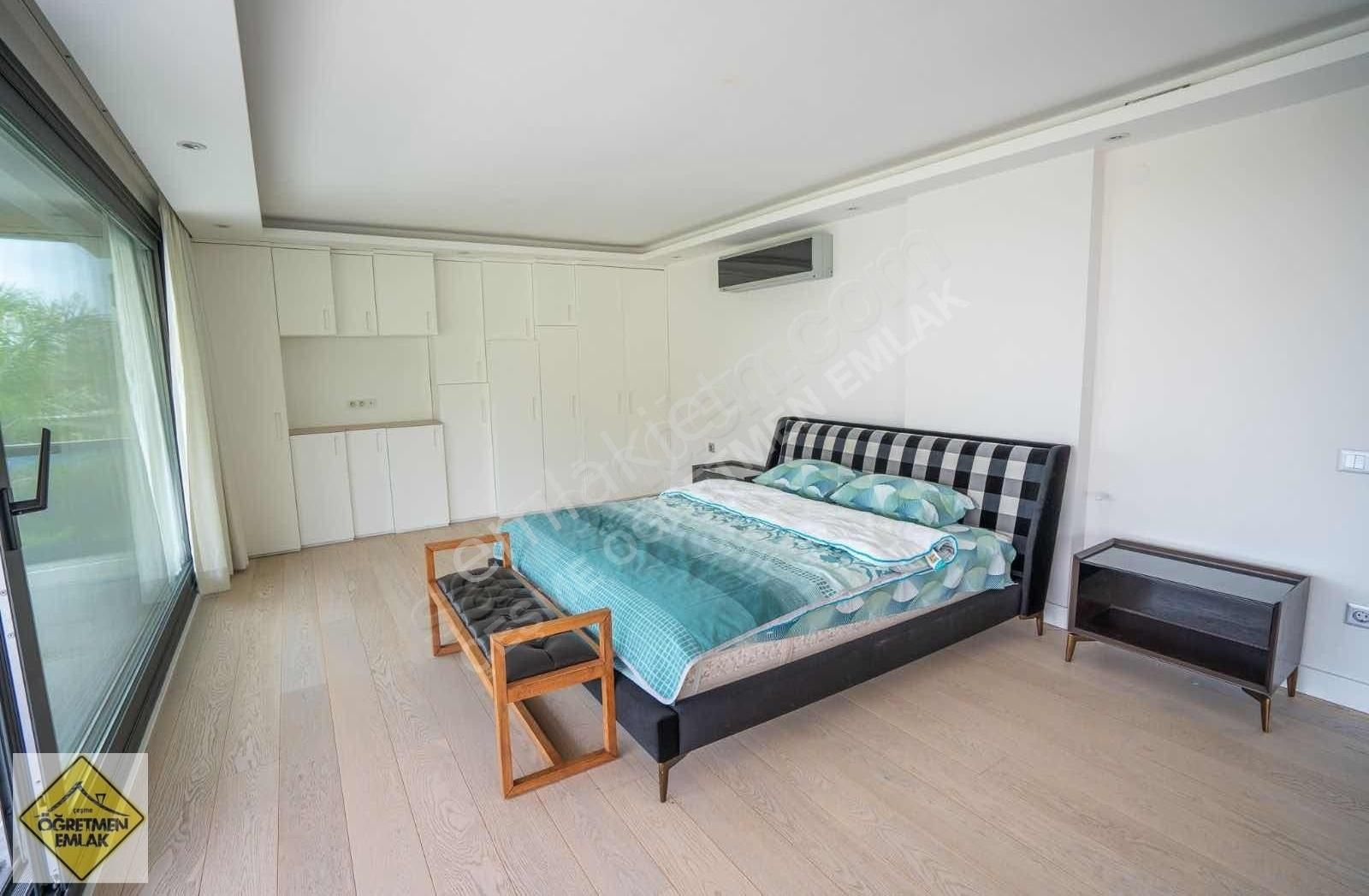 Çeşme Dalyanda Deniz Yakın Geniş Bahçeli Lüks+lüks Villa - Görsel 2