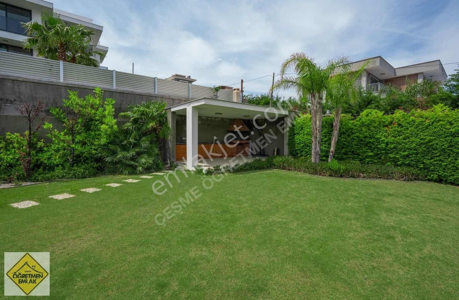 Çeşme Dalyanda Deniz Yakın Geniş Bahçeli Lüks+lüks Villa - Görsel 5