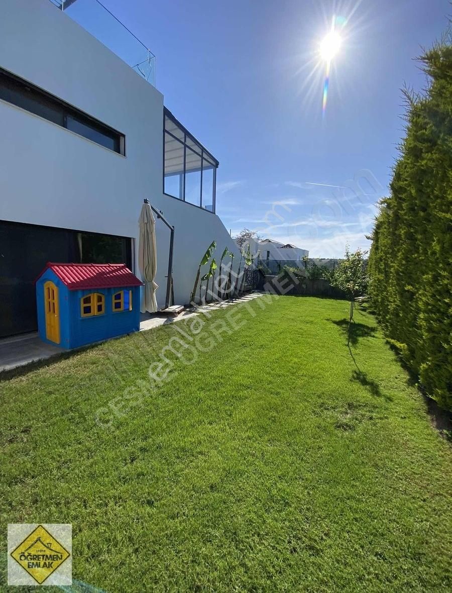 Çeşme Dalyanda Lüks Havuzlu Geniş Bahçeli Muhteşem Yazlık - Görsel 27